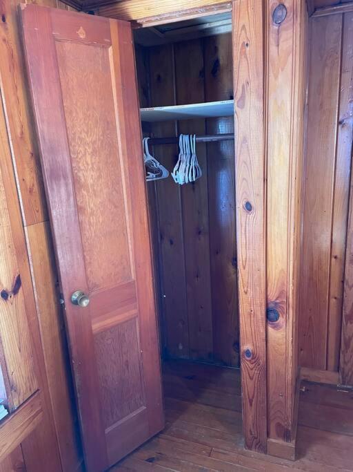 Cottage/king Br/walk2beach/golf Cart Option