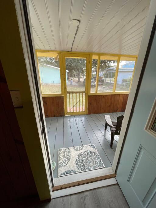 Apartment Cottage/king Br/walk2beach/golf Cart Option