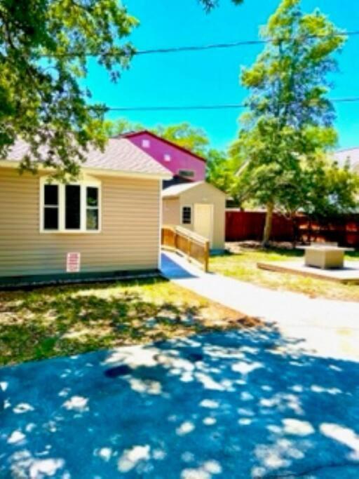 Lovin/ 1 Bedroom Handicap Access, Pets Ok Apartment Myrtle Beach