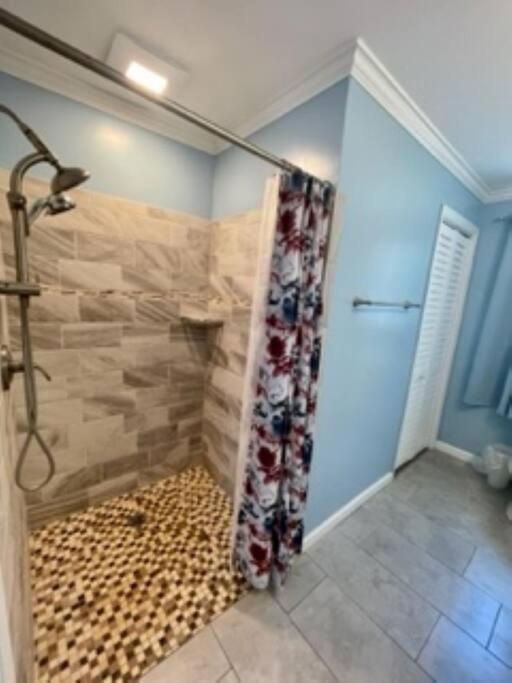 Lovin/ 1 Bedroom Handicap Access, Pets Ok *