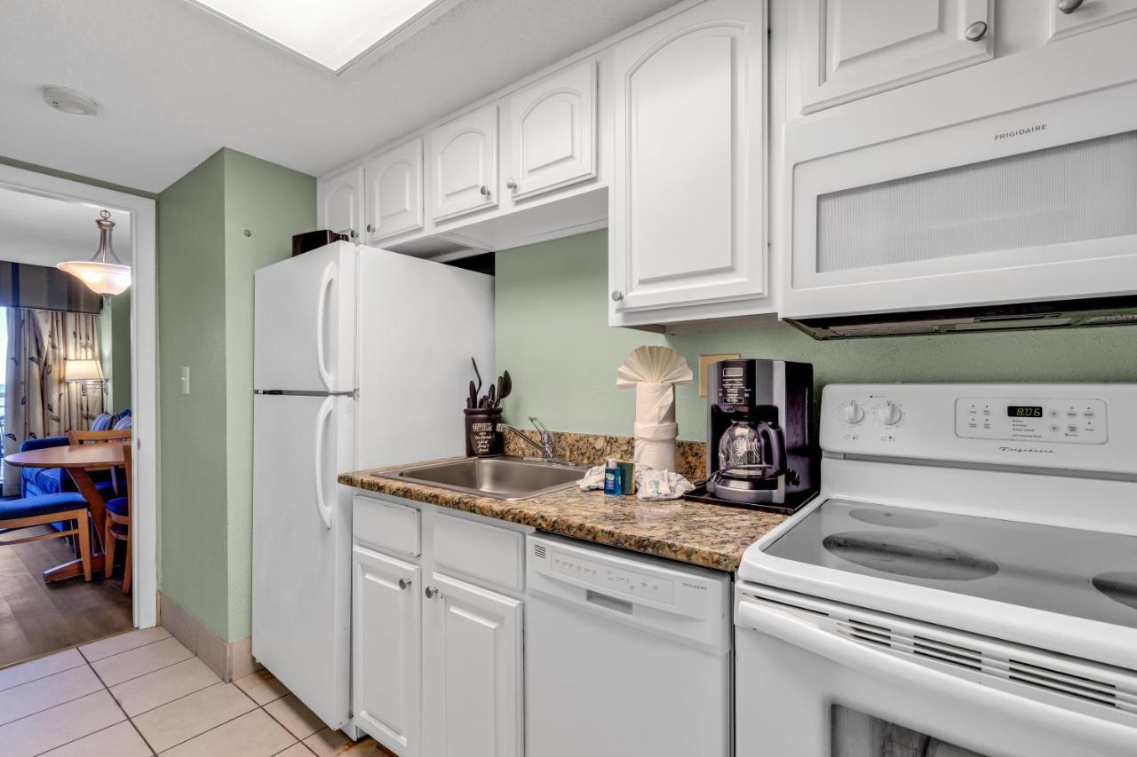 Apartment Bright Atmosphere Oceanfront Breakers Sailfish *