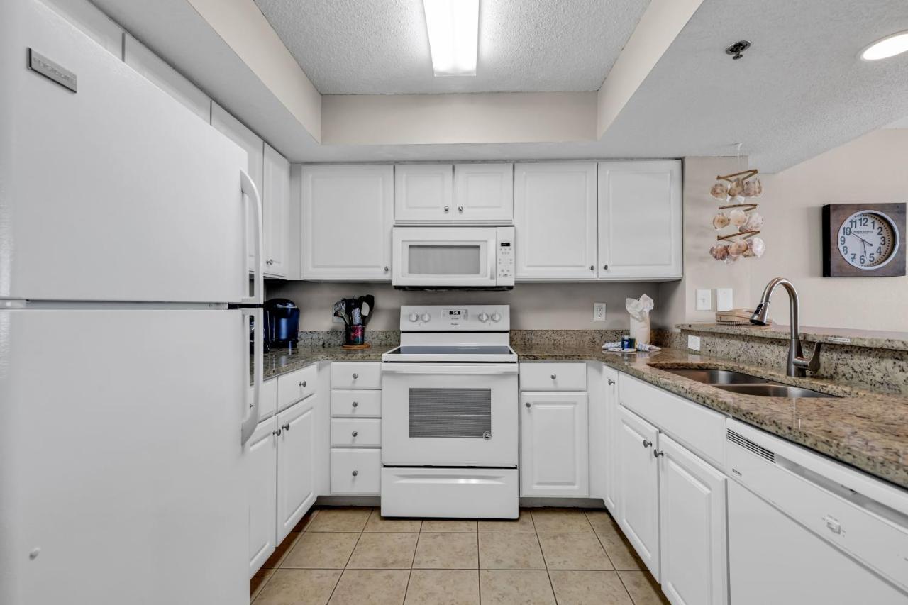 Breathtaking 2br W Floor-to-ceiling Windows Overlooking Ocean