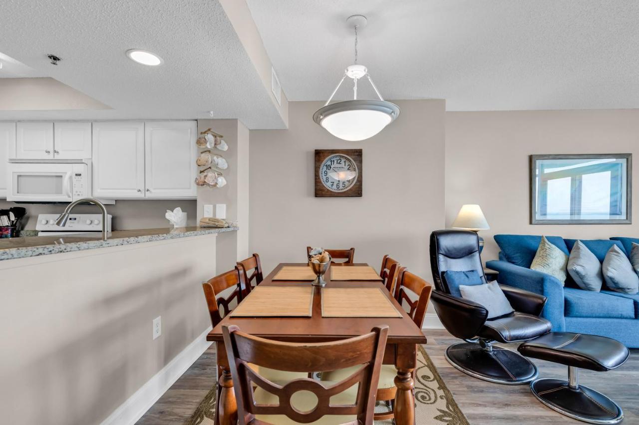 Apartment Breathtaking 2br W Floor-to-ceiling Windows Overlooking Ocean *