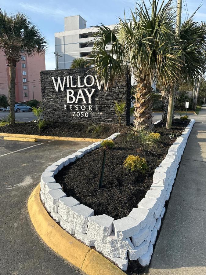 Willow Bay 301 Oceanfront Suite, Renovated Spring 2023 Desirable Golden Mile Location
