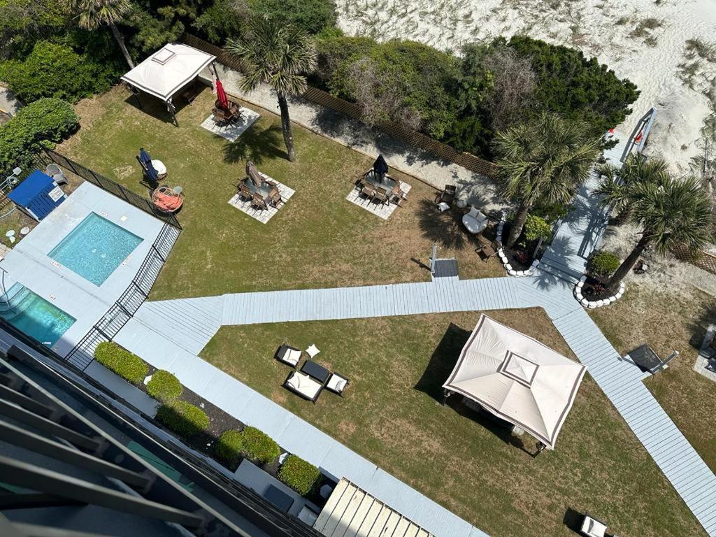 Willow Bay 301 Oceanfront Suite, Renovated Spring 2023 Desirable Golden Mile Location *