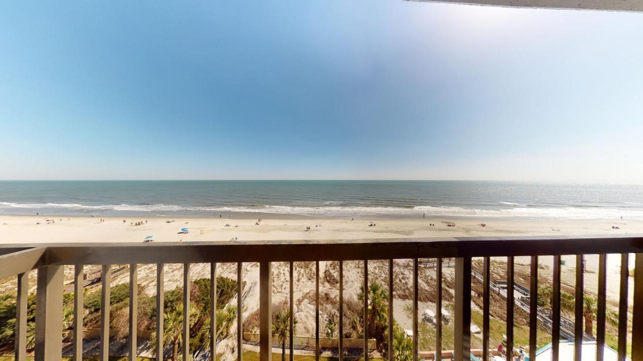 Willow Bay 301 Oceanfront Suite, Renovated Spring 2023 Desirable Golden Mile Location