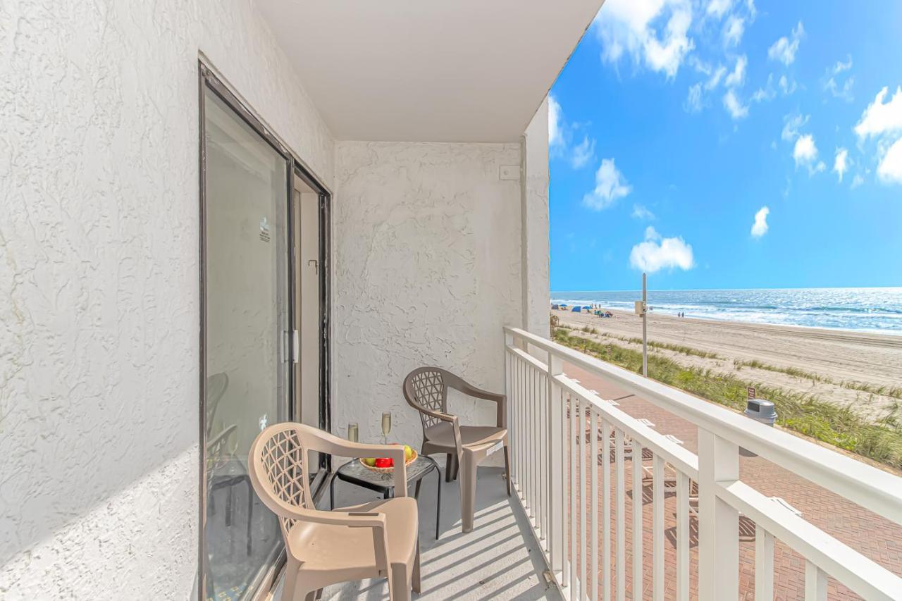 Oceanfront - Sea Mist 20201 - King - 2nd Floor - Sleeps 4 * Myrtle Beach