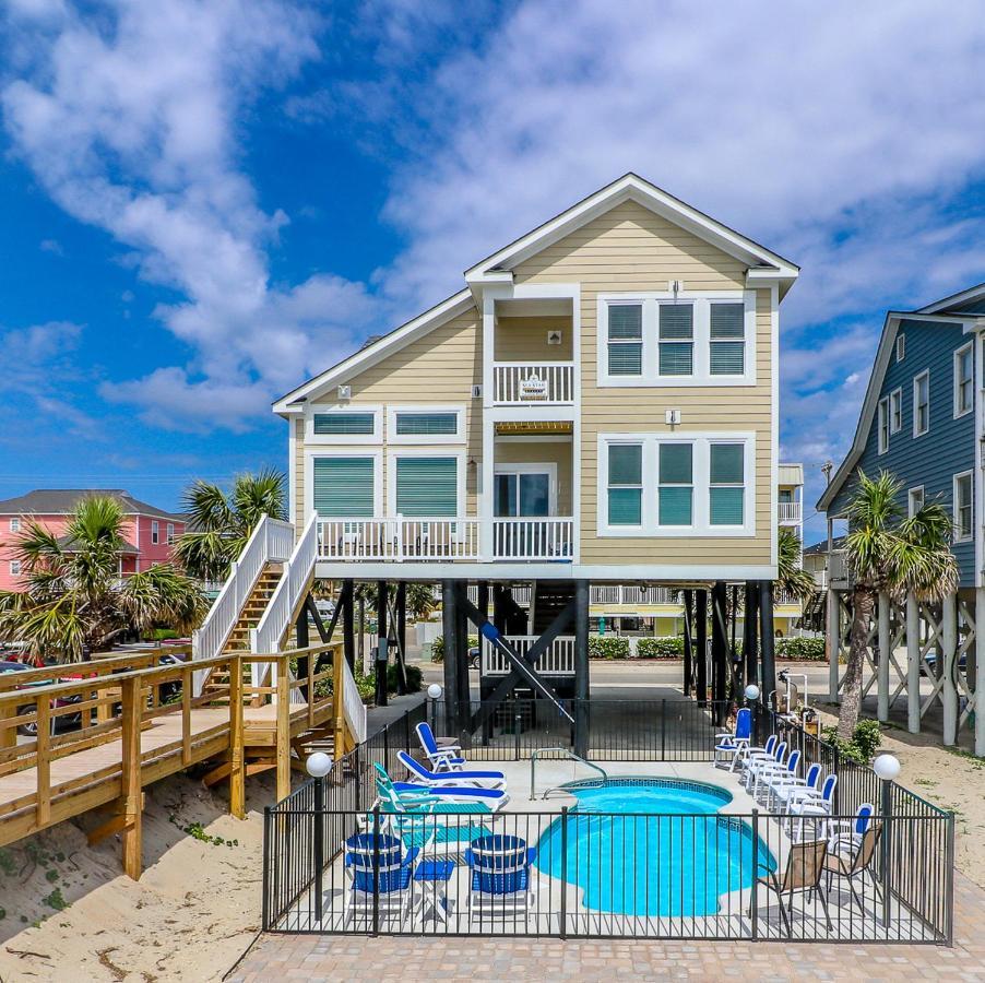 A Cultured Pearl Holiday home