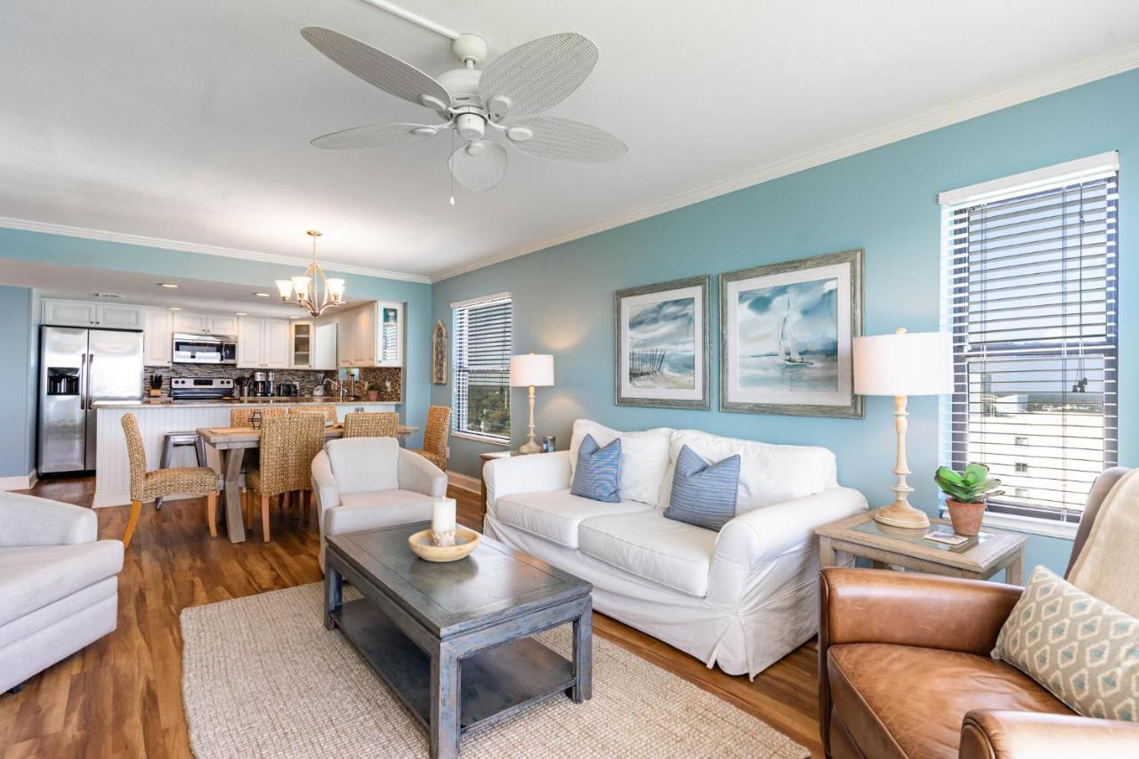 Atalaya Towers Penthouse 1702 * Myrtle Beach