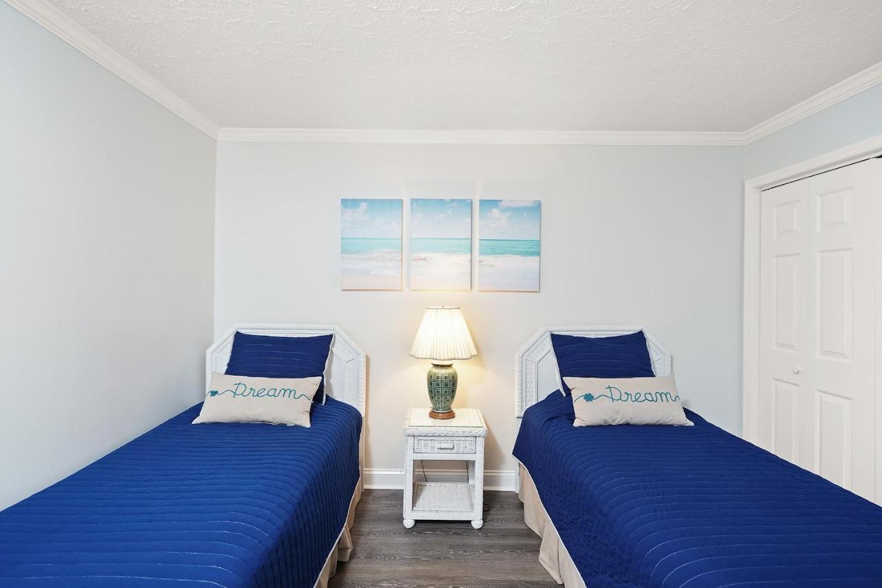 Dolphin Cay Unit 203 Holiday home *