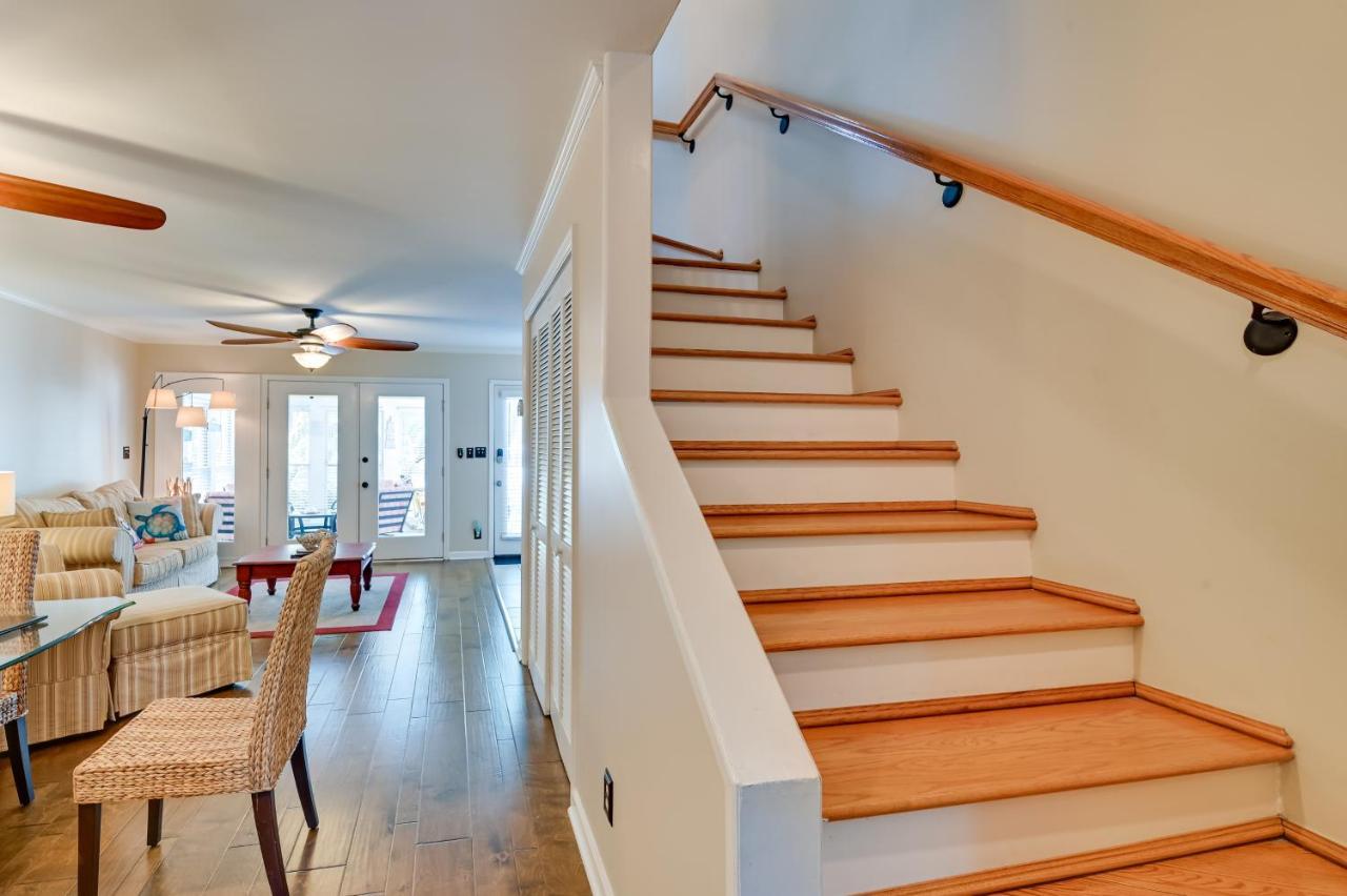 Coastal Vacation - 2 Mi To Huntington Holiday home Myrtle Beach