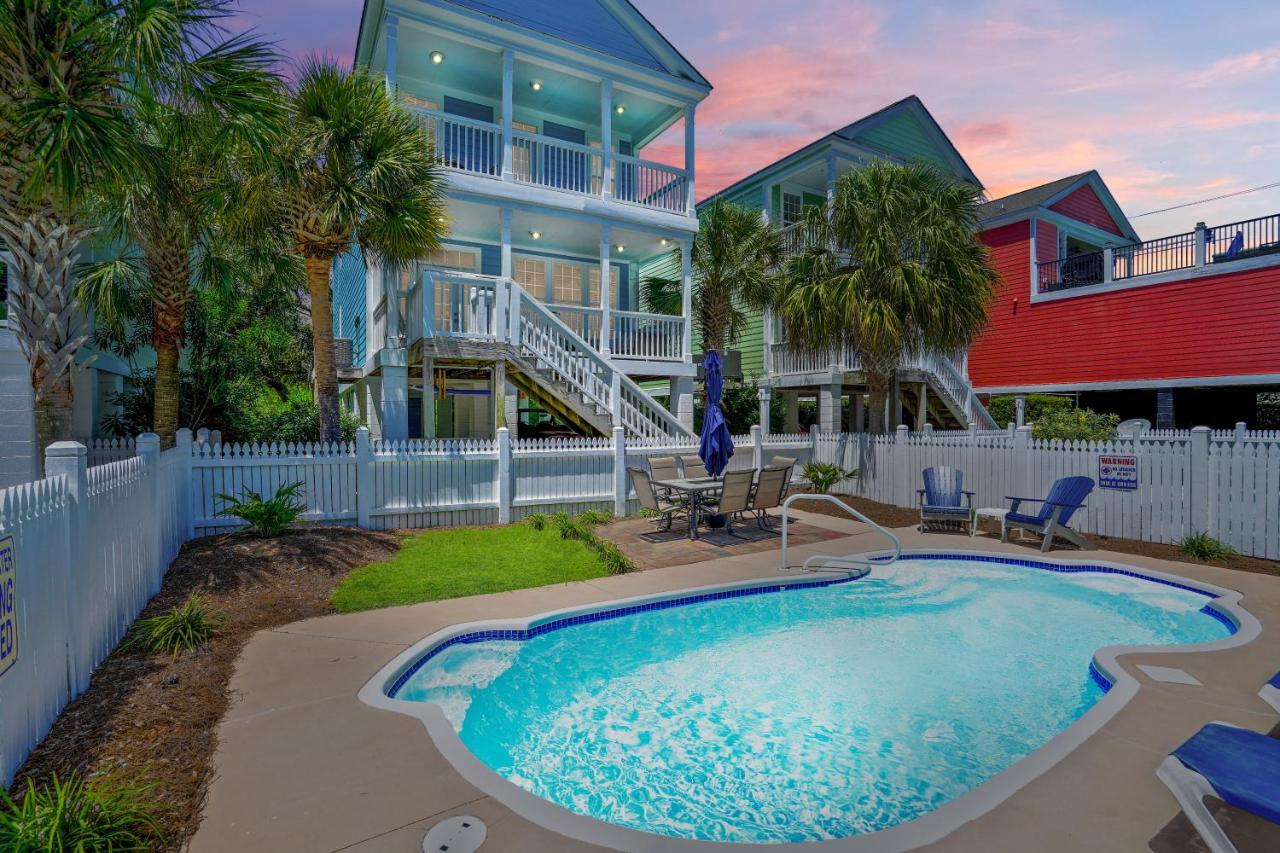 Barefoot * Myrtle Beach