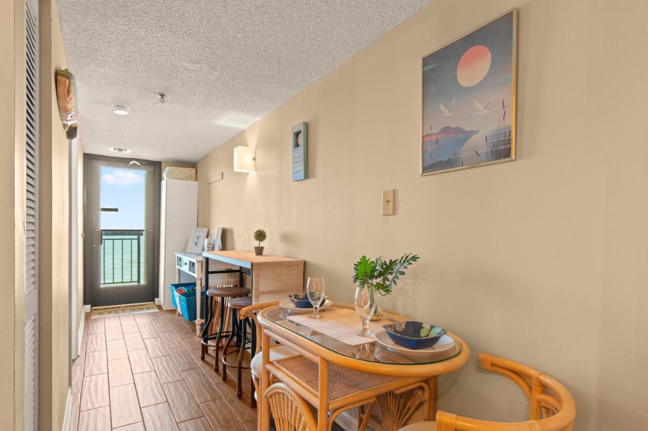 Cozy & Charming Oceanfront #803 @ Buena Vista * Myrtle Beach