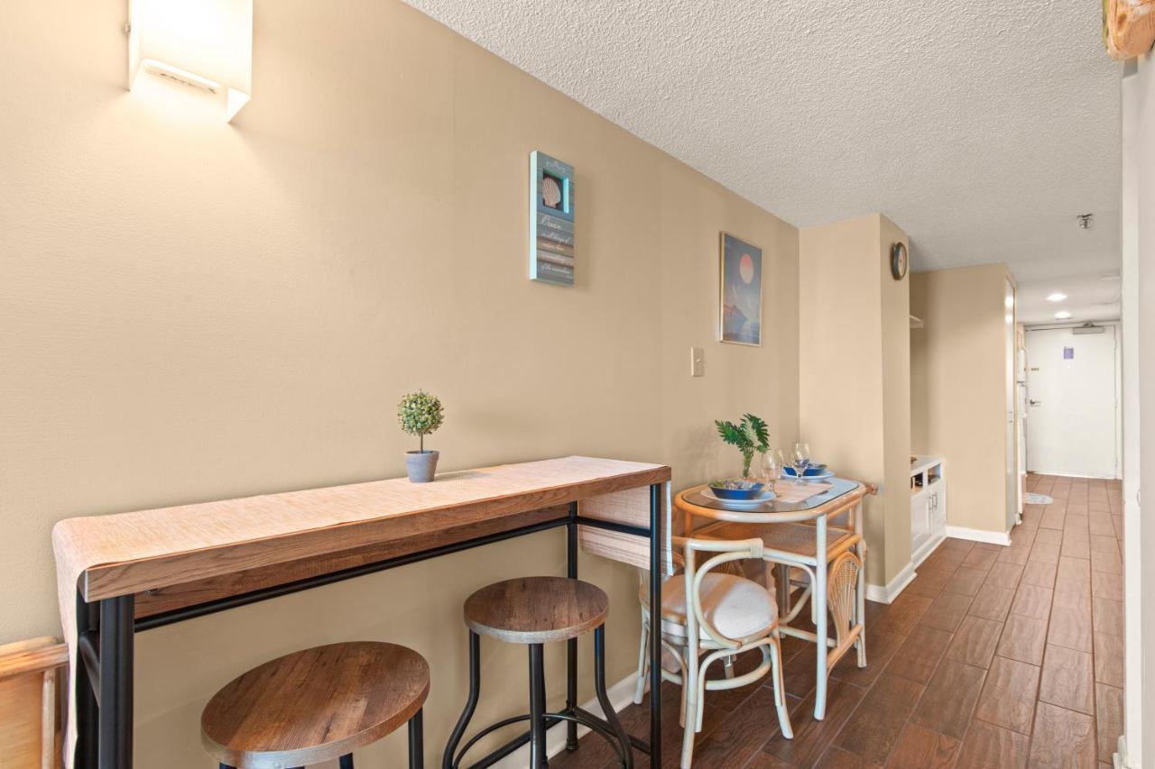 Cozy & Charming Oceanfront #803 @ Buena Vista Apartment Myrtle Beach