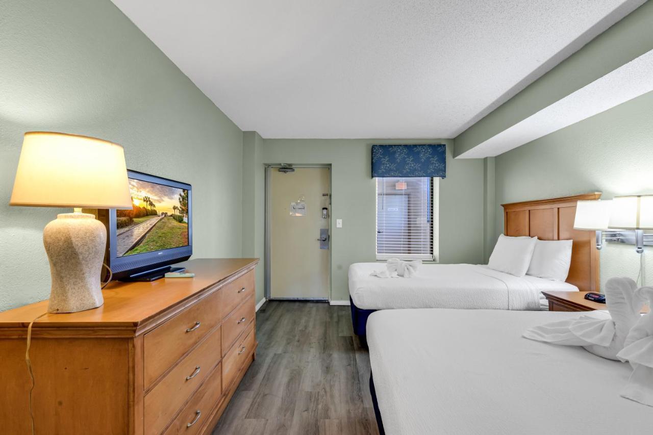 Bright Atmosphere Oceanfront Breakers Sailfish Apartment *