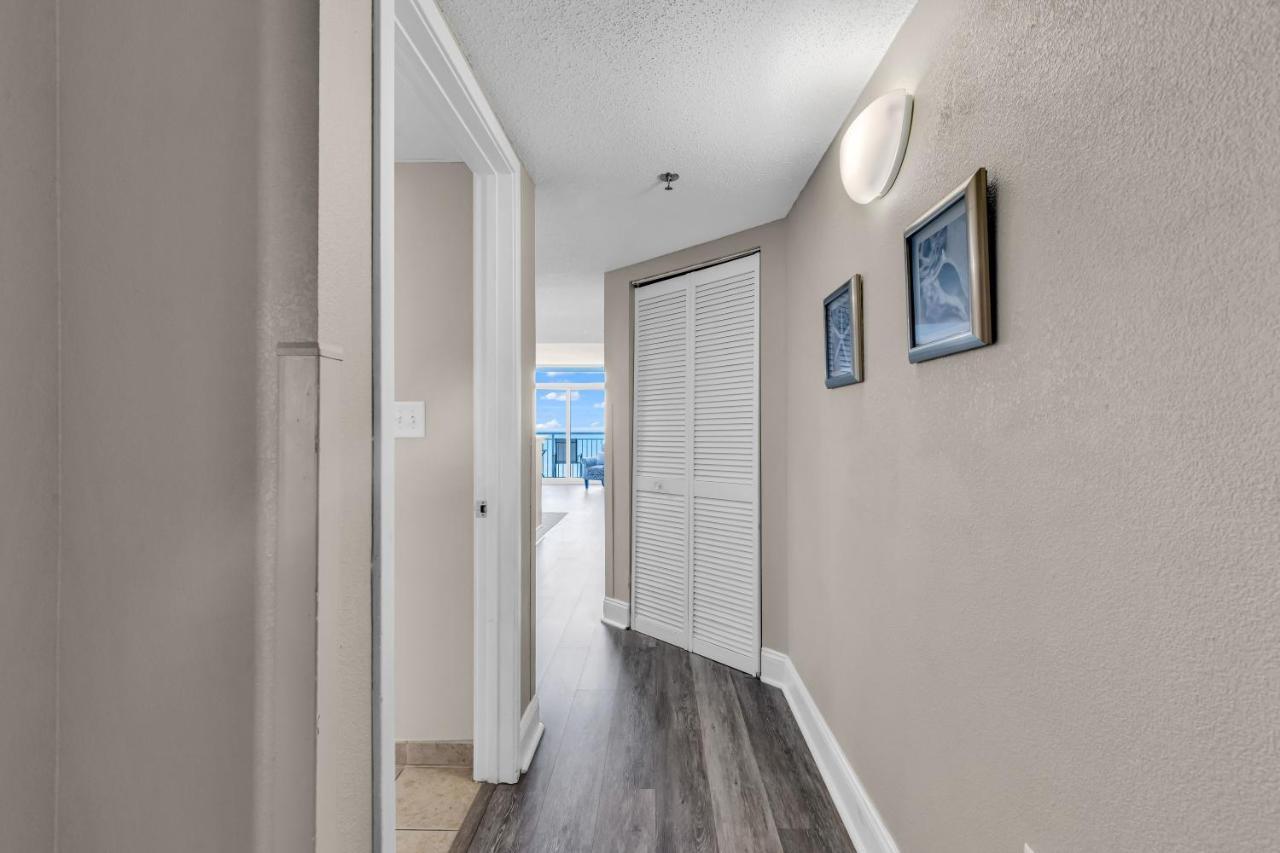 Breathtaking 2br W Floor-to-ceiling Windows Overlooking Ocean Myrtle Beach