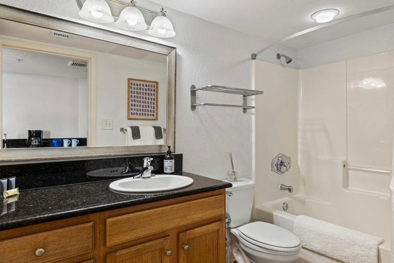 The Grand Myrtle Bay View 1503 Full New Remodel Holiday home