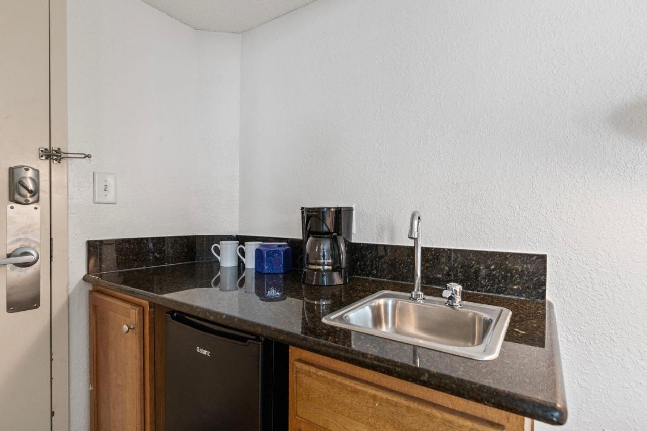 Holiday home The Grand Myrtle Bay View 1503 Full New Remodel