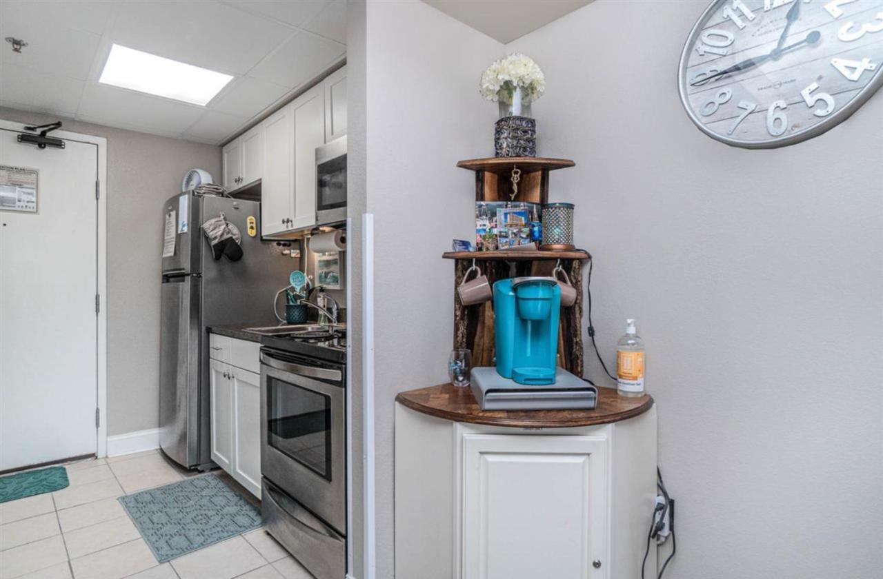 Ocean View With Beachy Decor And Accents Caravelle 206 Sleeps 6 Guests *