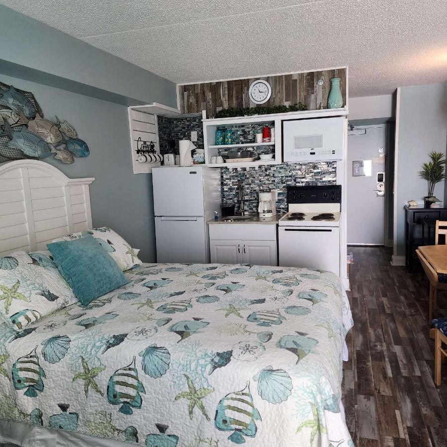 Oceanfront Efficiency T603 Holiday home *