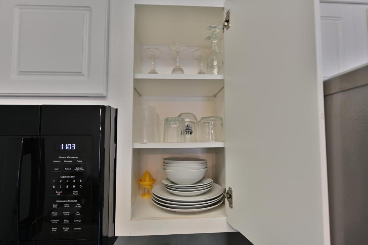 Lovely Townhouse One Block To The Myrtle Beach