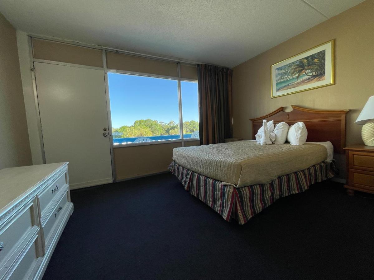 Polynesian Oceanfront Motel Myrtle Beach
