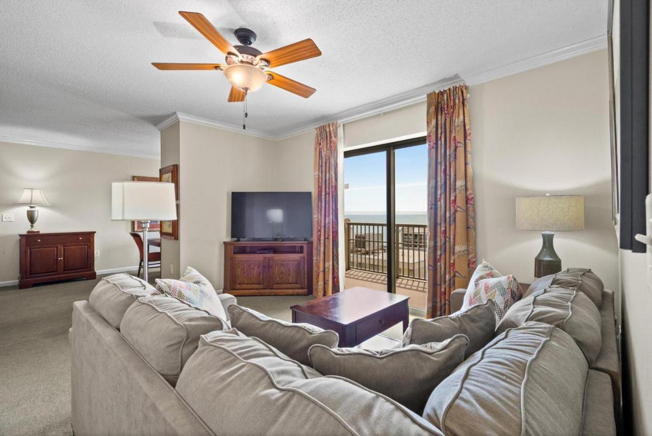 Royale Palms #1906 - Carlos & Terry's