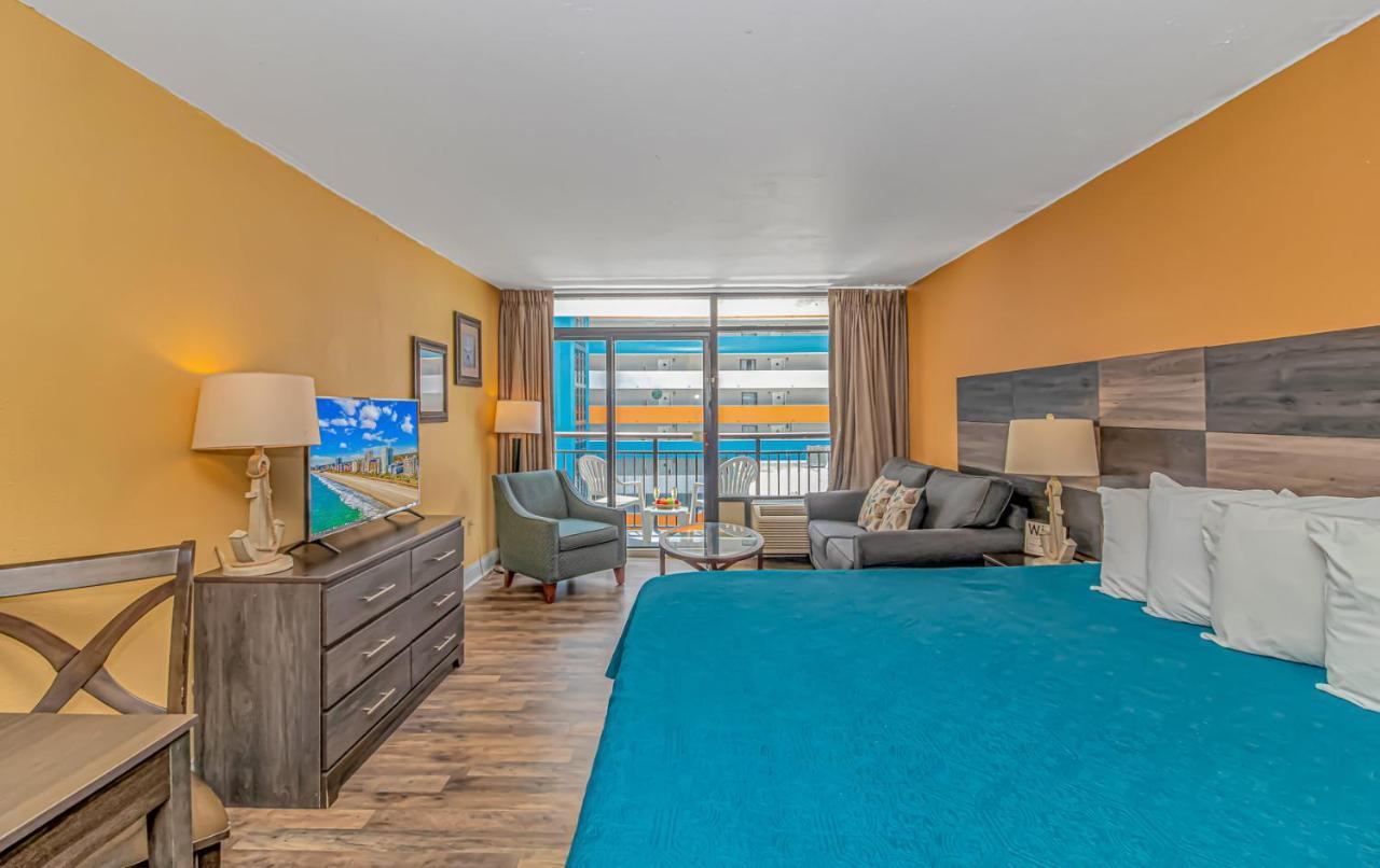 Landmark 714 - Massive Indoor & Outdoor Pools And Lazy Rivers! Sleeps 4! *