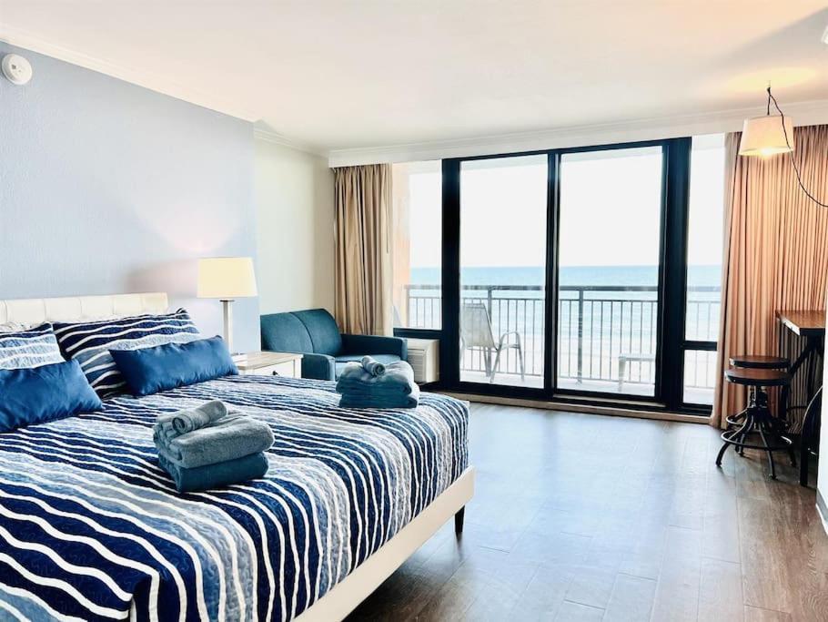 *oceanfront Sunny Fun*queen Beds *great Pools, Hot Tubs+*m44 Apartment