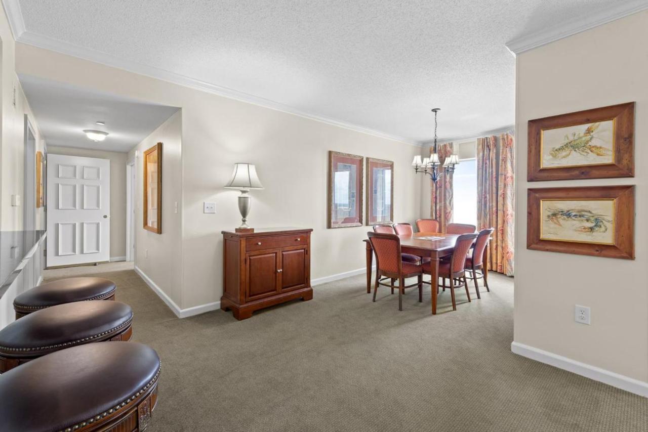 Royale Palms #1906 - Carlos & Terry's *