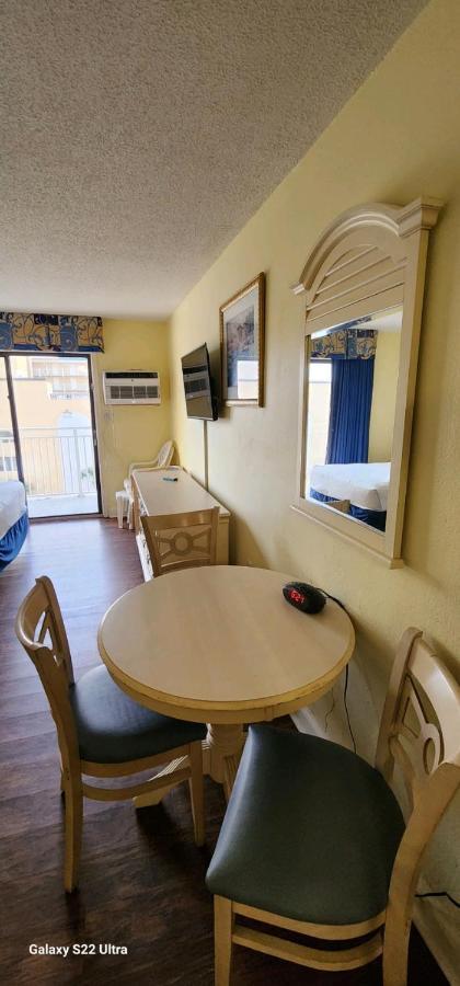 Apartment Oceanview Efficiency Dw609 Myrtle Beach