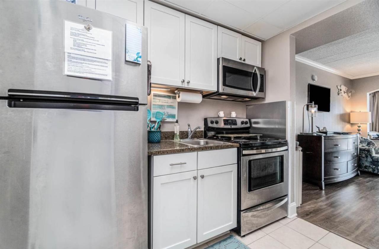 Ocean View With Beachy Decor And Accents Caravelle 206 Sleeps 6 Guests Apartment