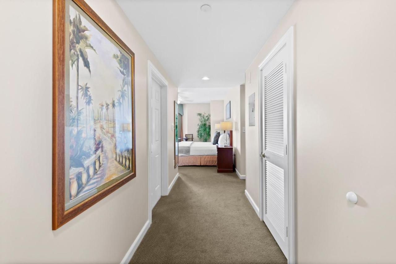 Royale Palms #1906 - Carlos & Terry's *