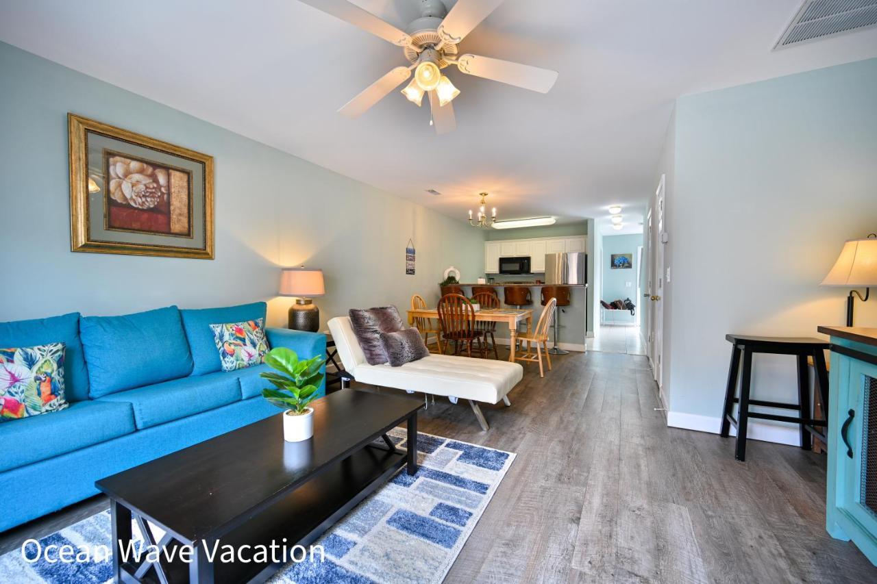 Lovely Townhouse One Block To The Myrtle Beach