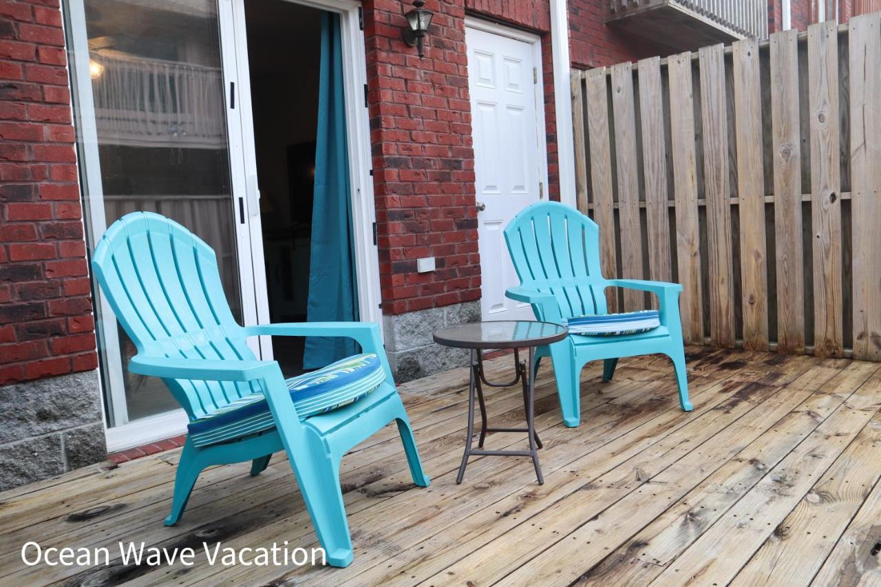 Lovely Townhouse One Block To The Apartment