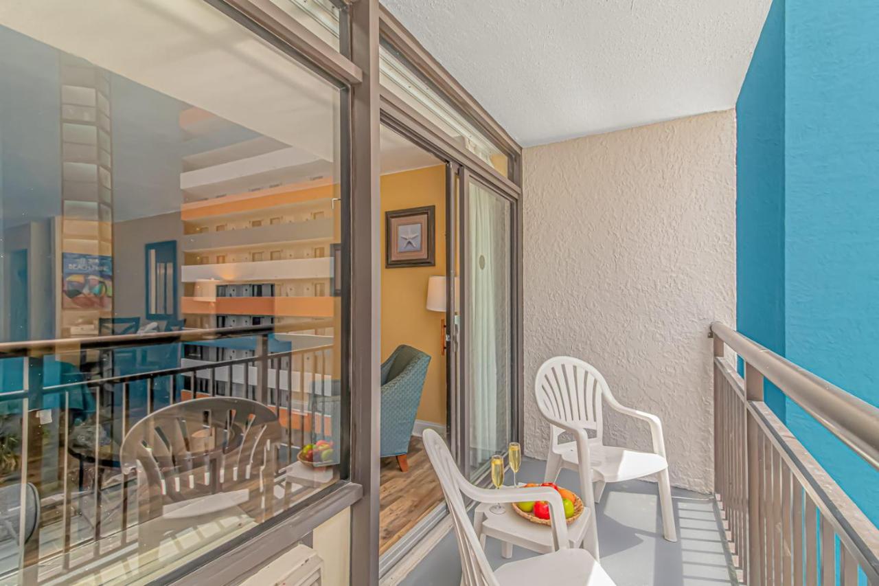Landmark 714 - Massive Indoor & Outdoor Pools And Lazy Rivers! Sleeps 4! * Myrtle Beach