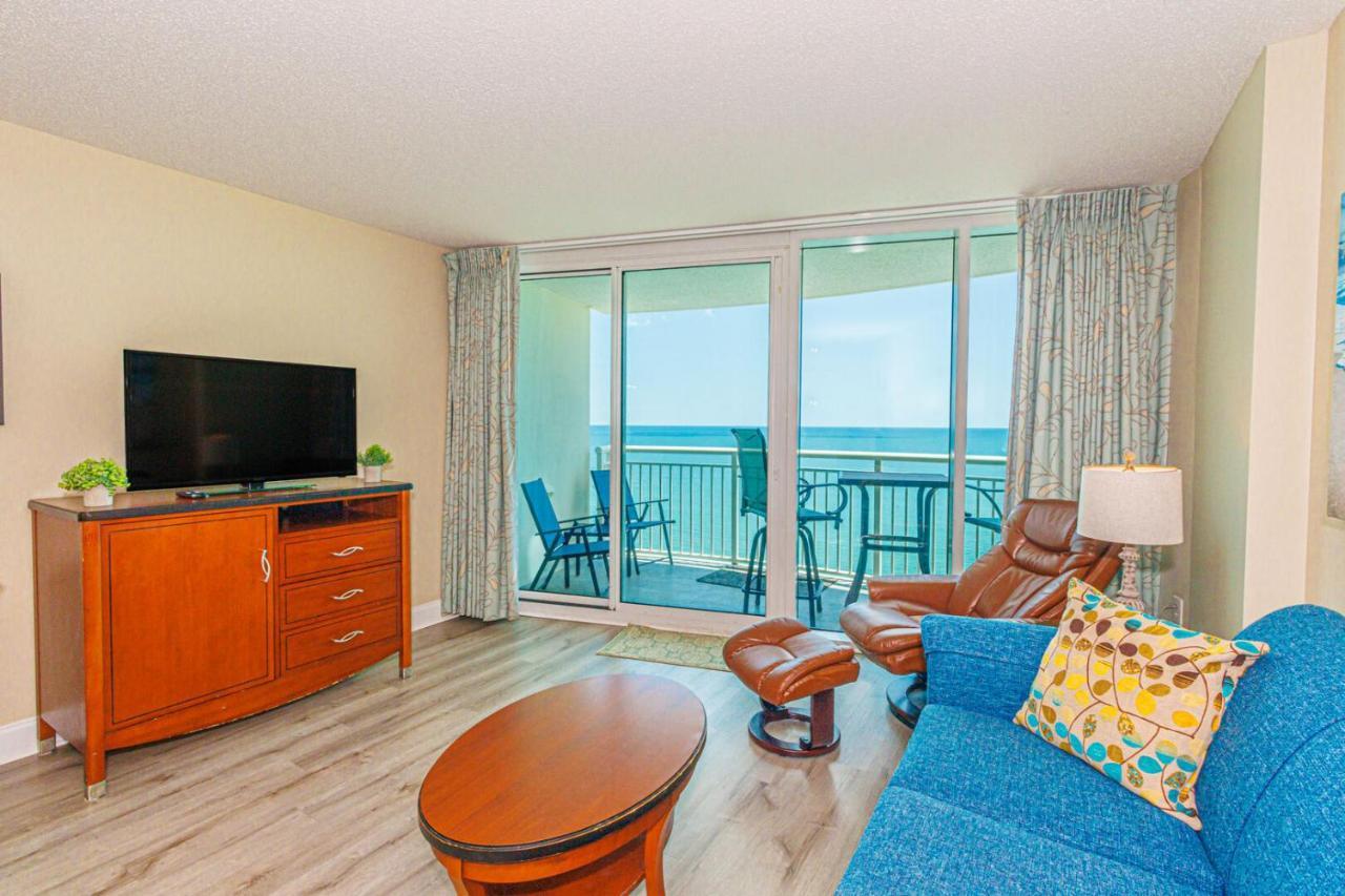 Holiday home Direct Oceanfront Condo-sandy 1610- Sleeps 6!