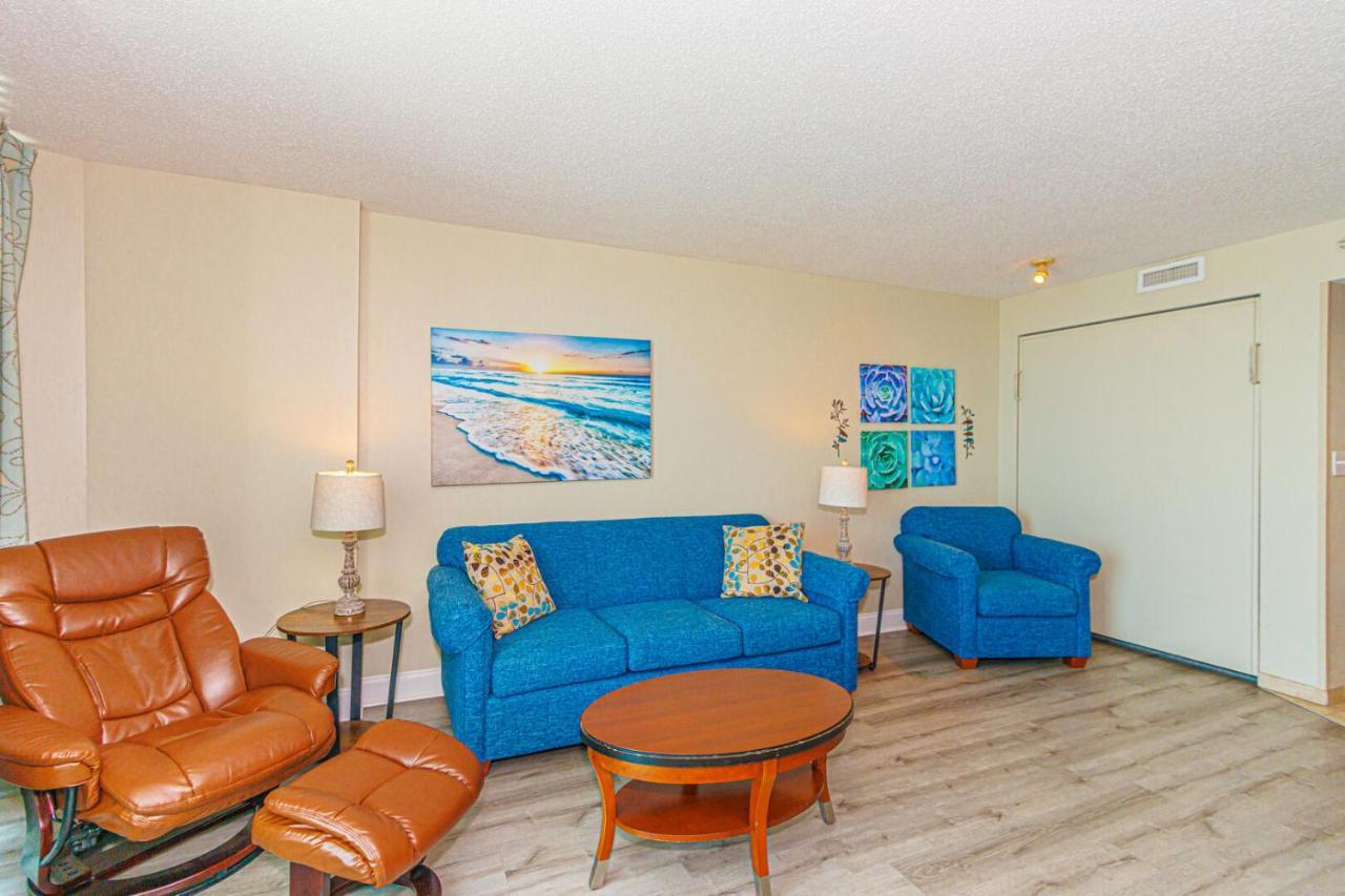 Direct Oceanfront Condo-sandy 1610- Sleeps 6! Holiday home *
