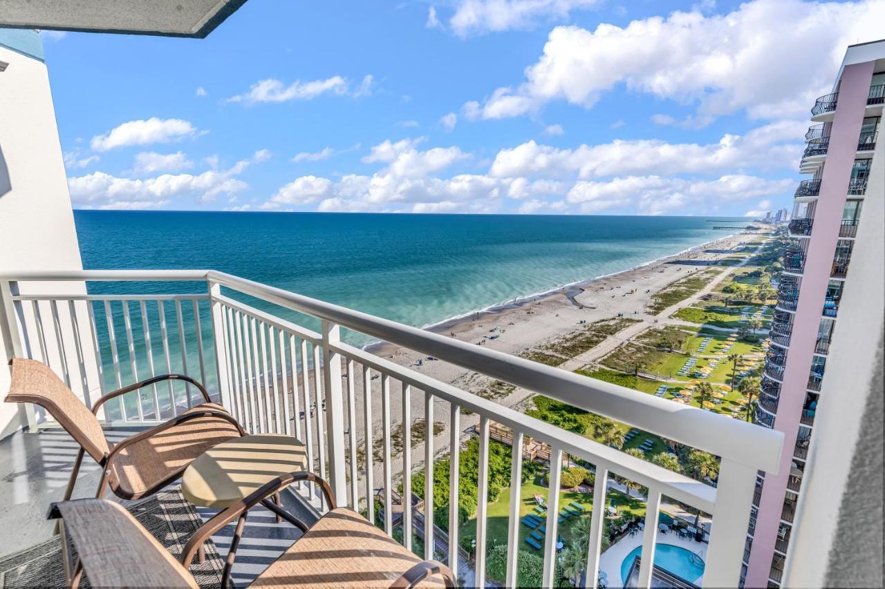 Carolinian Corner Gem Views! Apartment