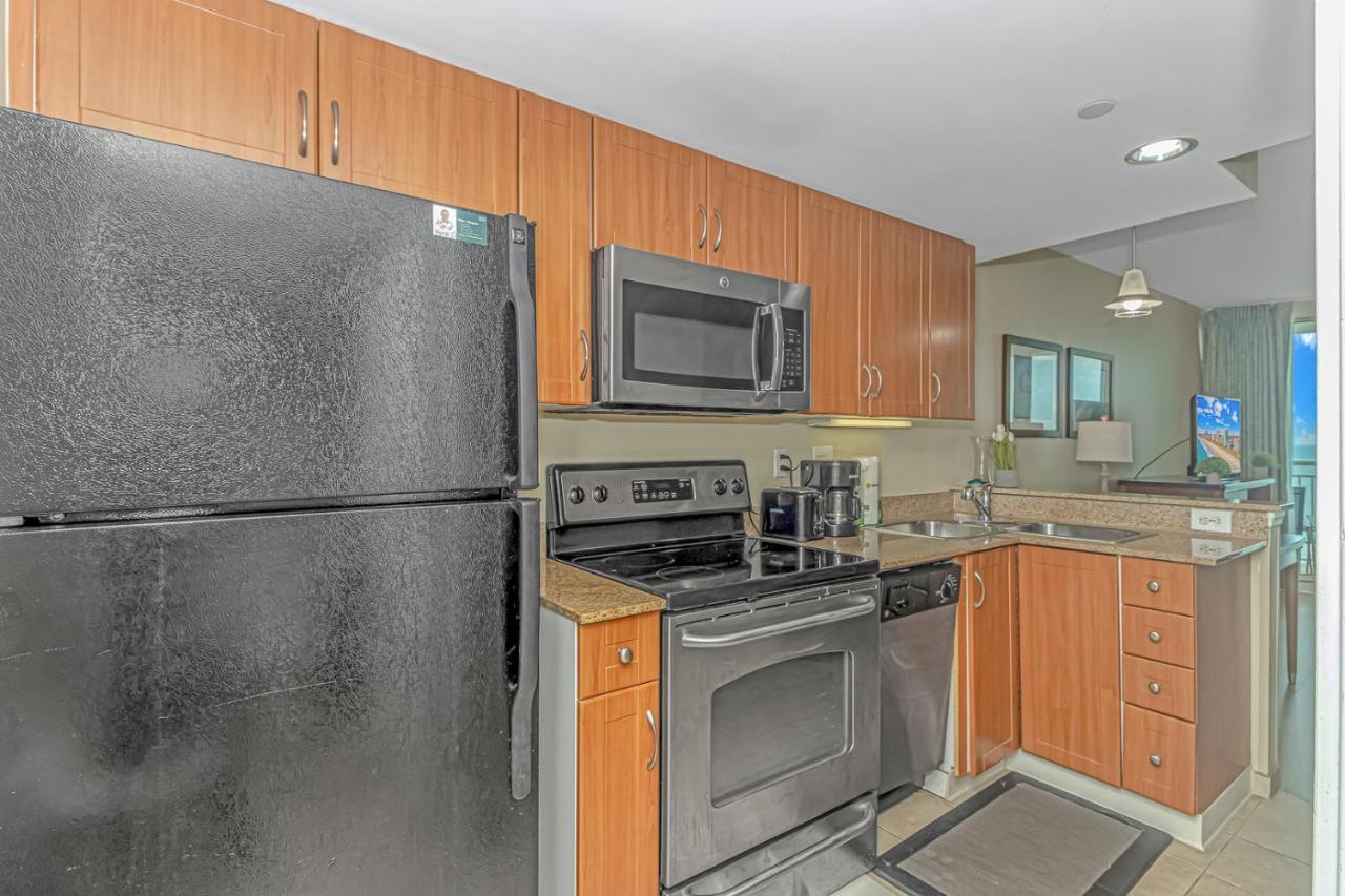 Direct Oceanfront Condo-sandy 1610- Sleeps 6!