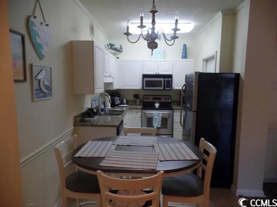 Apartment 2 Bedroom W/ Golf Cart & Pool Myrtle Beach