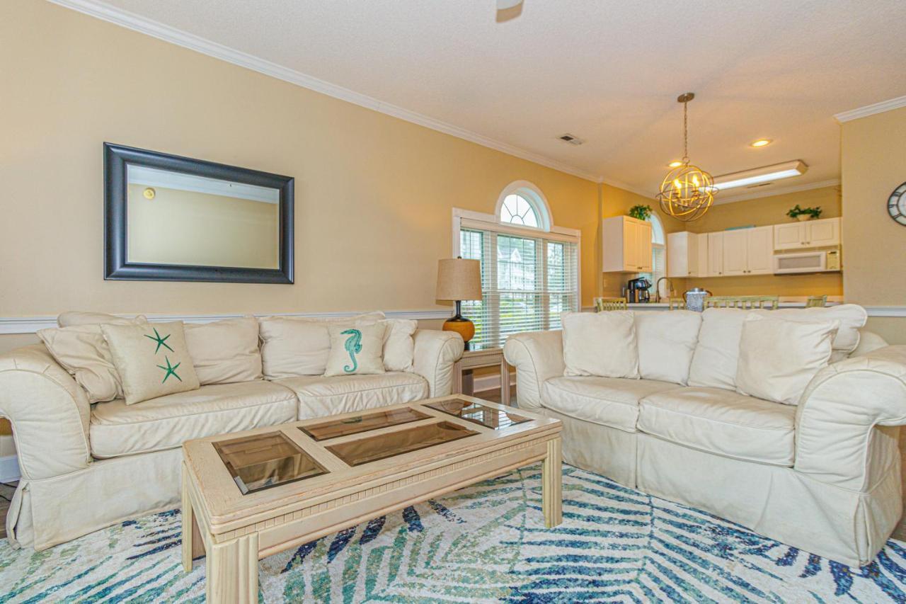 Holiday home Ground Floor 2 Bed 2 Bath Riverwalk At Arrowhead Country Club Unit 104 *