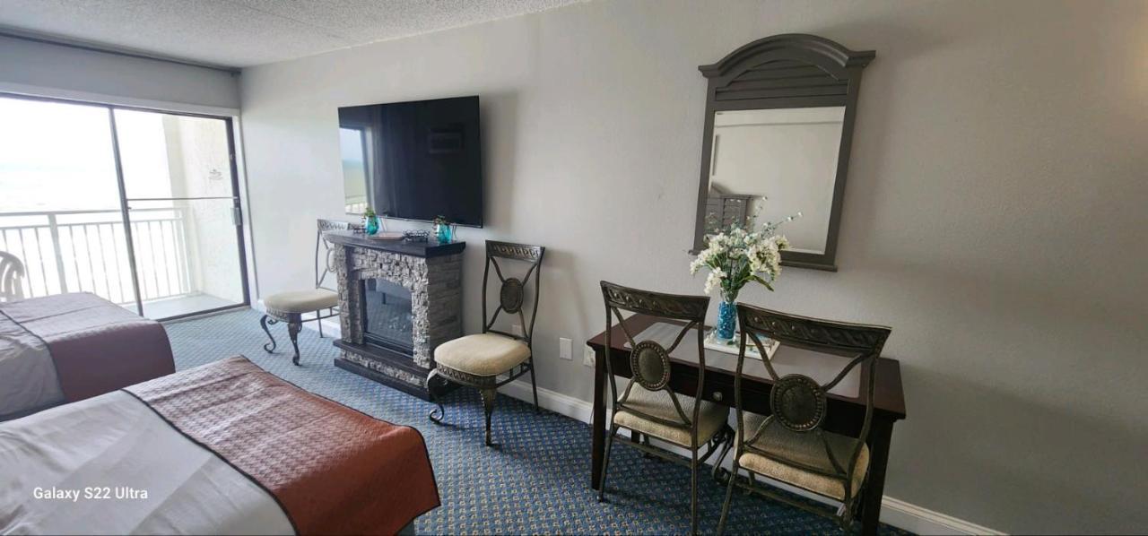 Apartment Oceanfront Efficiency T508 *