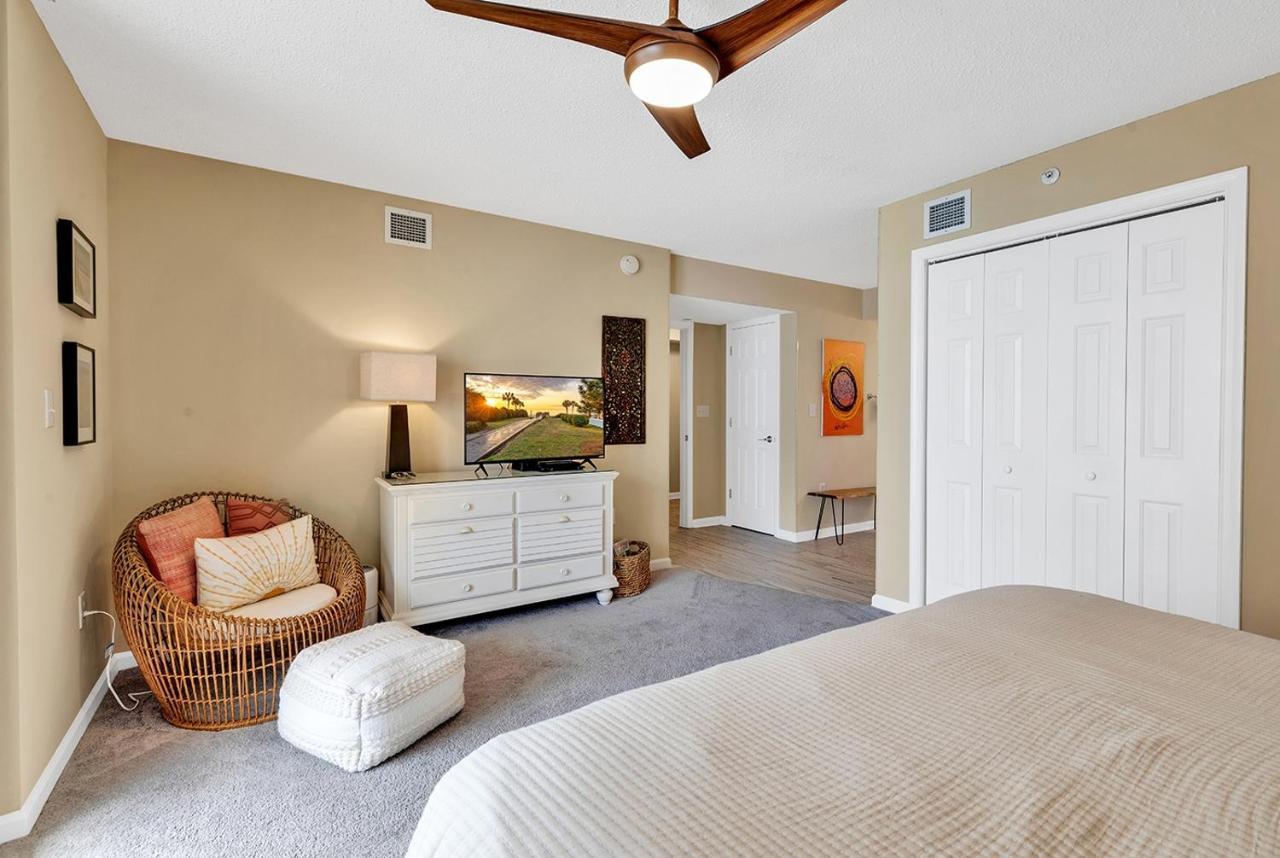 1704 Brighton