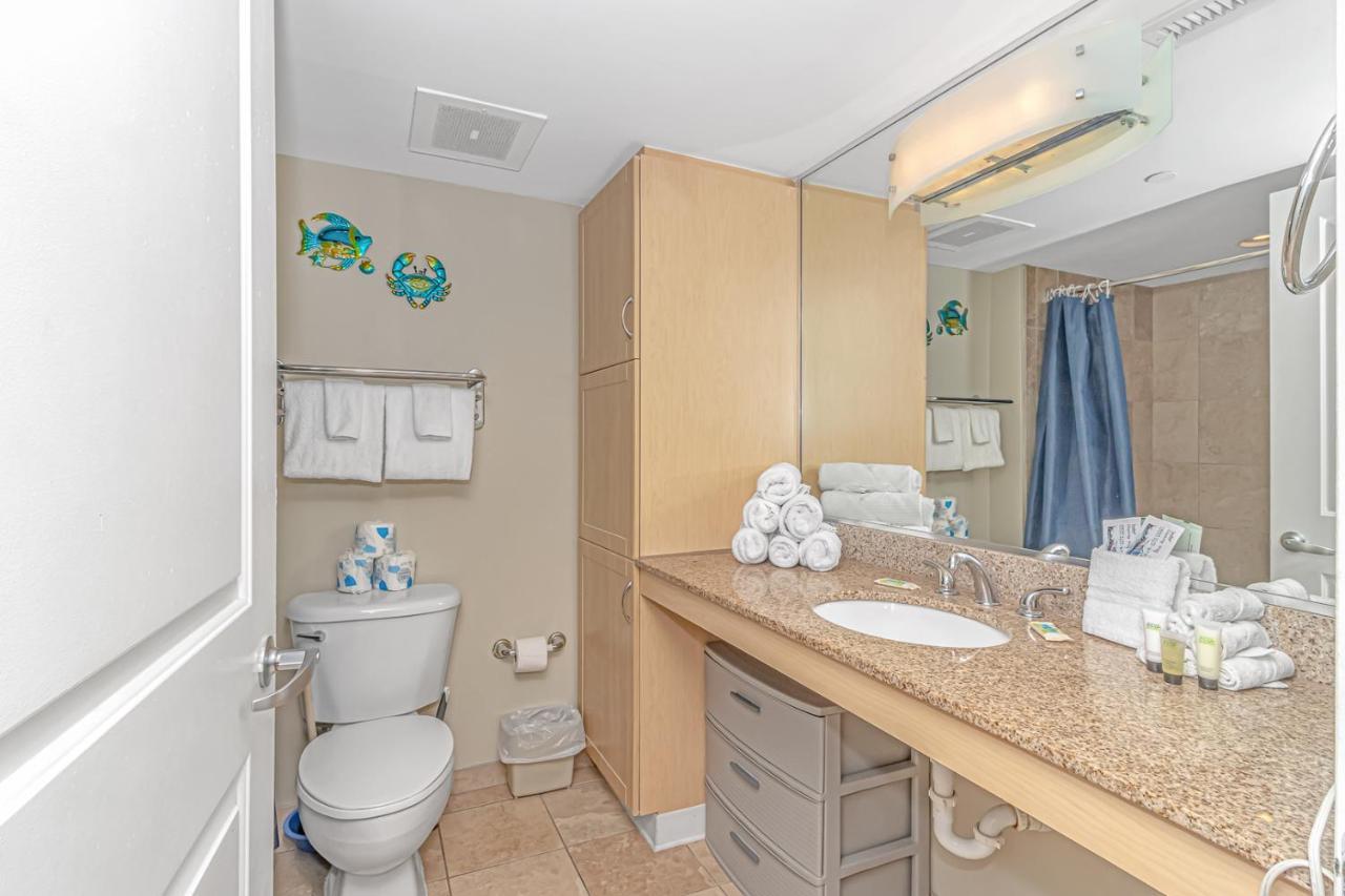 Direct Oceanfront Condo-sandy 1610- Sleeps 6!