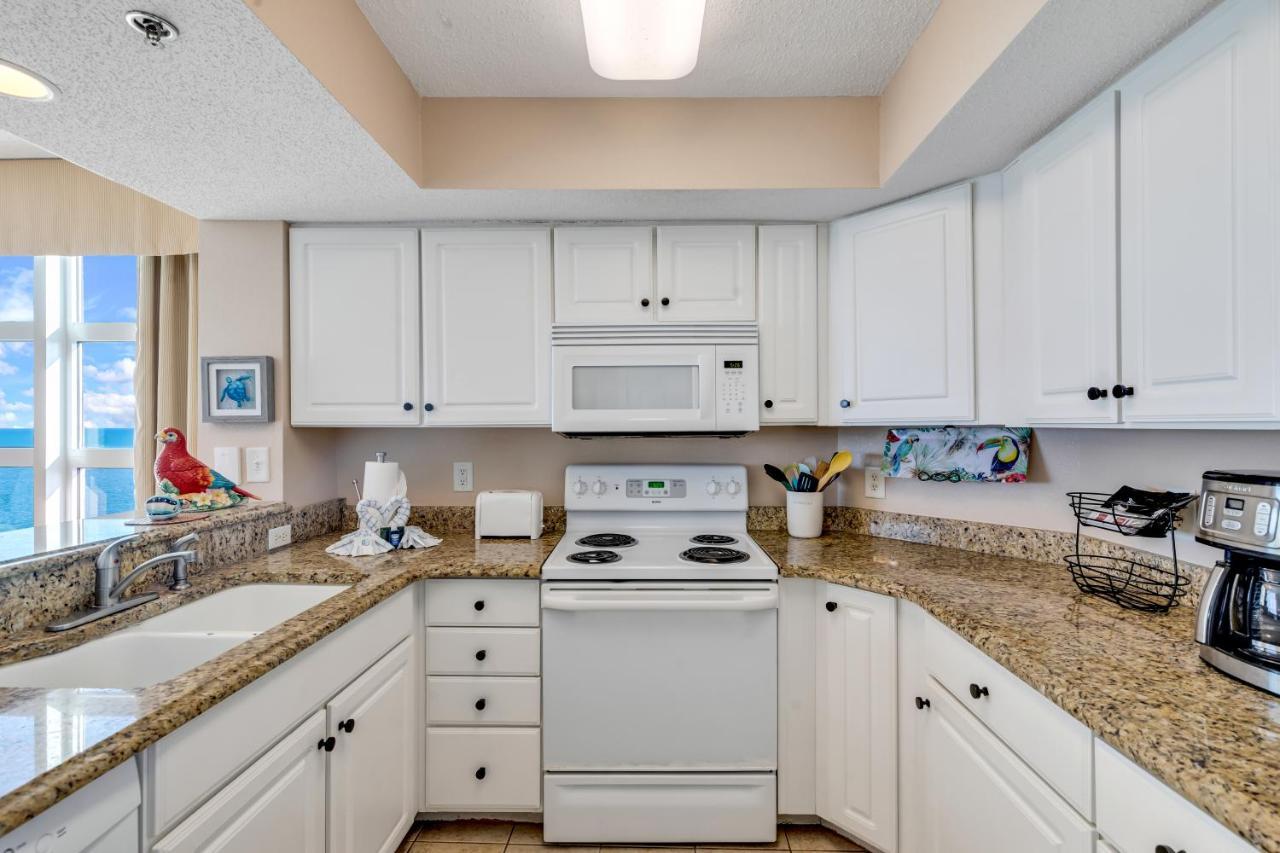 Carolinian Corner Gem Views!