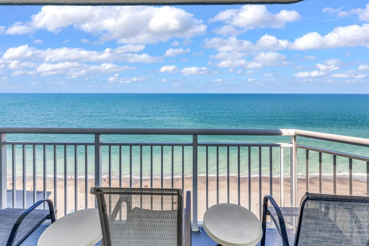 Apartment Carolinian Corner Gem Views! *