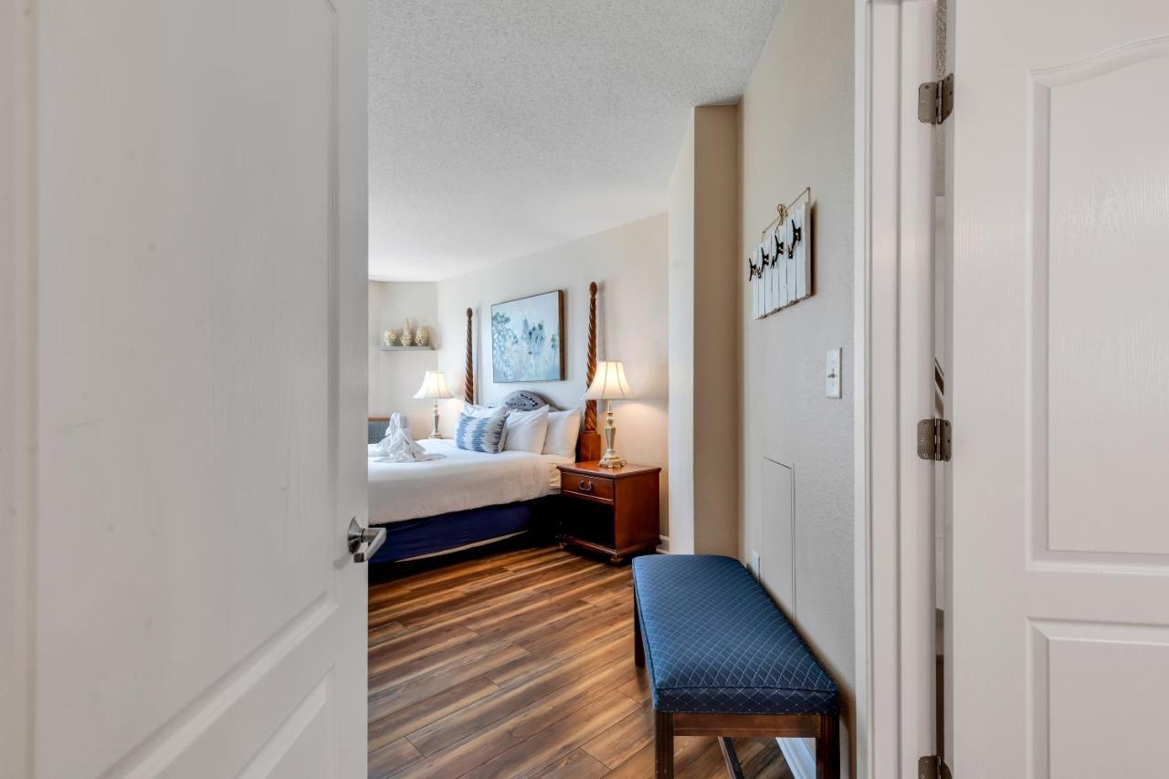 Carolinian Corner Gem Views! *