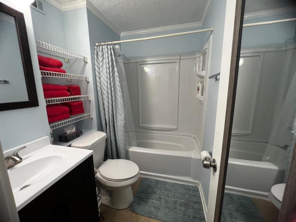 C Level Aparthotel *