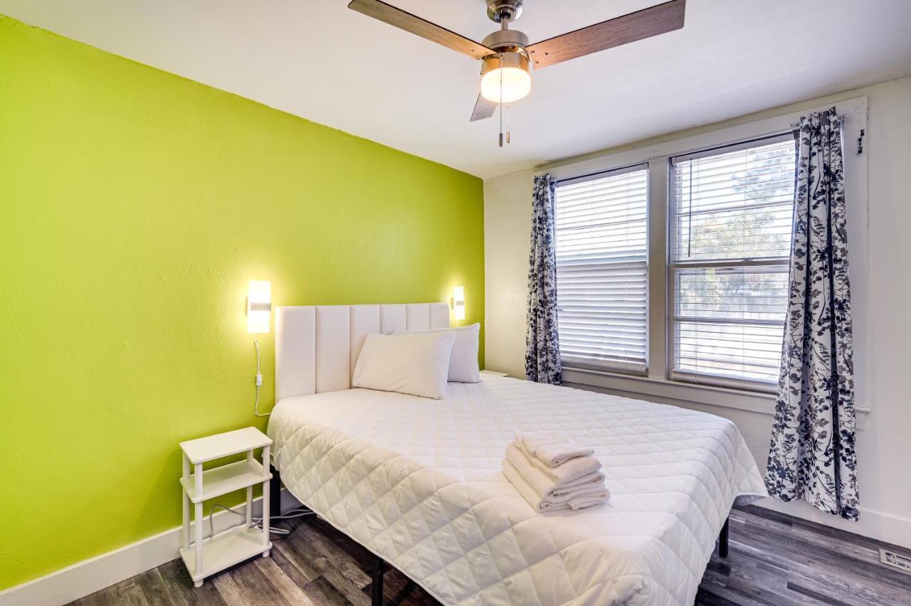 Holiday home Myrtle Abode Near Amusement Parks And Beaches!
